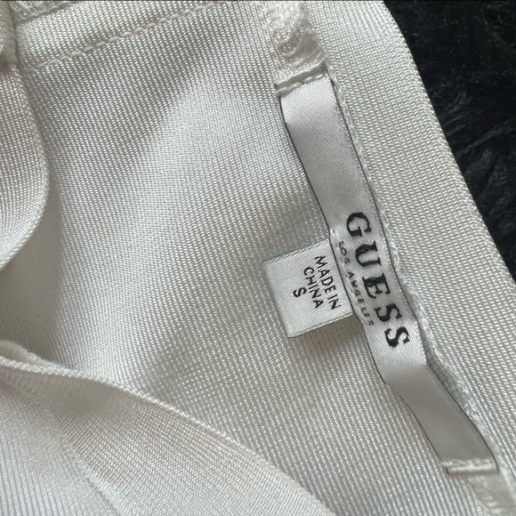 GUESS White Bandage  Crop Top - Picture 4 of 5